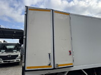 ISUZU Elf Refrigerator & Freezer Truck 2RG-NPR88AN 2020 205,967km_19
