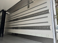 ISUZU Elf Refrigerator & Freezer Truck 2RG-NPR88AN 2020 205,967km_25