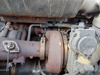 UD TRUCKS Quon Trailer Head QPG-GK5XAB 2015 477,095km_24