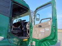 UD TRUCKS Quon Trailer Head QPG-GK5XAB 2015 477,095km_39