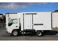 ISUZU Elf Refrigerator & Freezer Truck TPG-NHR85AN 2017 220,000km_8