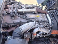 ISUZU Giga Trailer Head QDG-EXZ52BJ 2016 445,000km_17