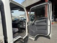 ISUZU Elf Flat Body TRG-NPR85AR 2017 159,150km_32