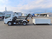 MITSUBISHI FUSO Canter Container Carrier Truck 2RG-FBAV0 2024 800km_25