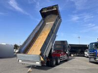 UD TRUCKS Quon Dump 2PG-CW5BL 2018 -_13