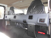 MITSUBISHI FUSO Canter Double Cab 2RG-FBA20 2025 281km_21