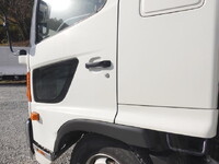 HINO Ranger Aluminum Wing TKG-GD7JPAG 2015 447,000km_9