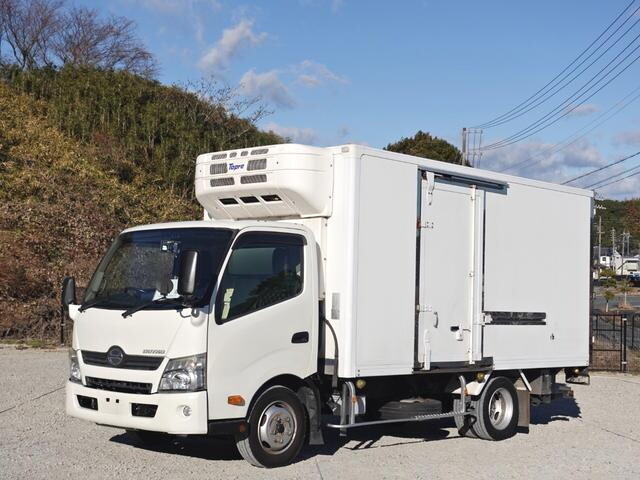 HINO Dutro Refrigerator & Freezer Truck SKG-XZU710M 2012 271,000km