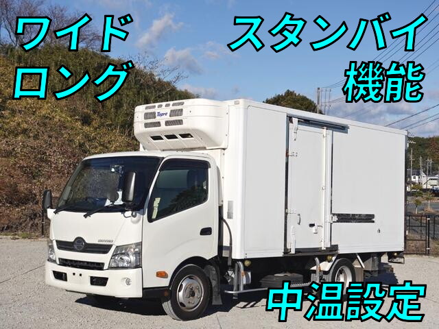Dutro Refrigerator & Freezer Truck_1