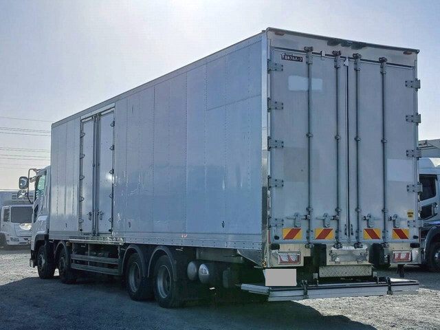Giga Refrigerator & Freezer Truck_2