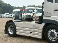 UD TRUCKS Quon Trailer Head QPG-GK5XAB 2016 586,000km_4