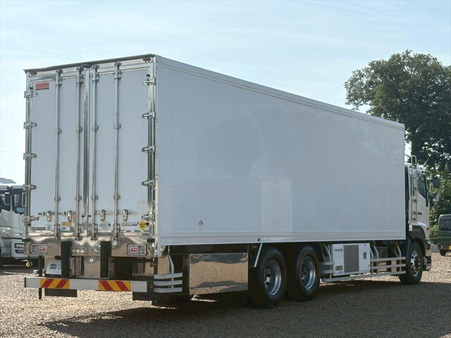 Profia Refrigerator & Freezer Truck_2