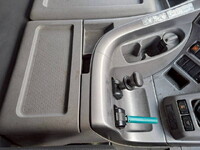 UD TRUCKS Quon Trailer Head QKG-GK6XAB 2018 618,000km_15