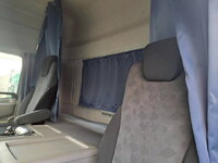 UD TRUCKS Quon Trailer Head QKG-GK6XAB 2018 618,000km_20