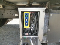 ISUZU Elf Aluminum Van BDG-NPR85AN 2008 22,500km_19