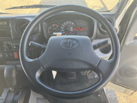 HINO Dutro Panel Van TPG-XZU655M 2018 142,037km_36