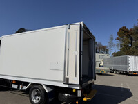 ISUZU Elf Refrigerator & Freezer Truck 2RG-NPR88AN 2019 150,549km_7