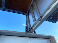 ISUZU Giga Aluminum Wing QKG-CYJ77B 2016 944,382km_19