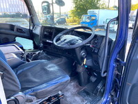 ISUZU Giga Aluminum Wing QKG-CYJ77B 2016 944,382km_30