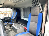 ISUZU Giga Aluminum Wing QPG-CYJ77B 2016 525,747km_32