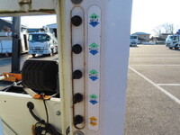 ISUZU Elf Carrier Car TKG-NPR85YN 2017 122,000km_31