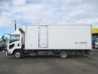 ISUZU Forward Refrigerator & Freezer Truck TKG-FRR90T2 2017 504,000km_6