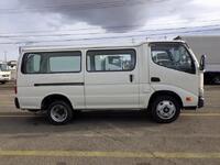 HINO Dutro Root Van TPG-XZC605Y 2018 171,000km_2