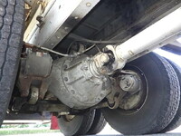 ISUZU Giga Garbage Truck KL-CYM73Q3 2002 157,231km_19