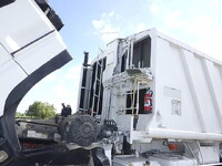 ISUZU Giga Garbage Truck KL-CYM73Q3 2002 157,231km_27