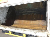 ISUZU Giga Garbage Truck KL-CYM73Q3 2002 157,231km_5