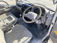 TOYOTA Dyna Dump KK-XZU352D 2003 116,000km_21