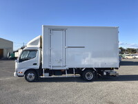 HINO Dutro Panel Van TPG-XZU655M 2018 289,664km_5