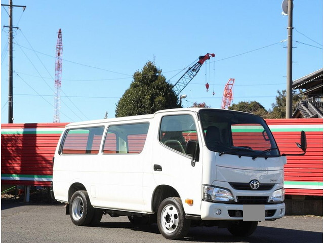 TOYOTA Toyoace Mobile Catering Truck LDF-KDY241V 2017 143,993km
