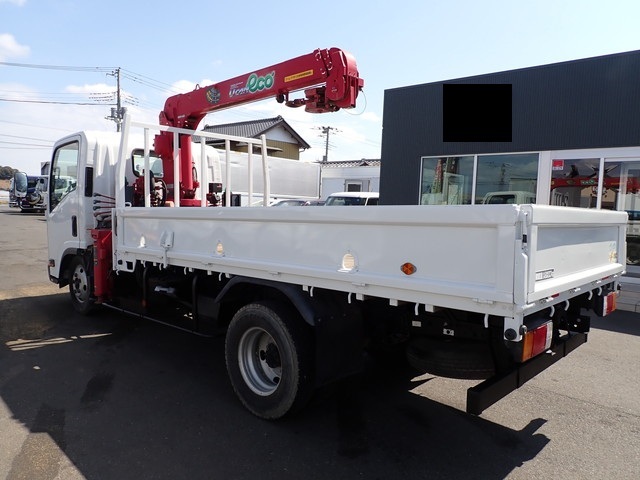 Elf Truck (With 3 Steps Of Cranes)_2