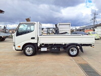HINO Dutro Flat Body 2RG-XZU605M 2020 112,100km_4