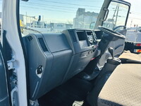 ISUZU Elf Flat Body TRG-NMR85AN 2018 211,897km_38