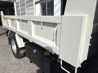 TOYOTA Dyna Dump BDG-XZU314D 2006 125,000km_22