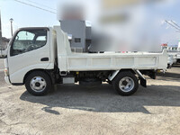 TOYOTA Dyna Dump BDG-XZU314D 2006 125,000km_3