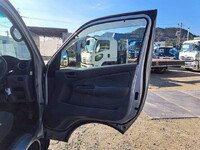 NISSAN Caravan Box Van CBF-VR2E26 2014 105,000km_22