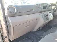 NISSAN Caravan Box Van CBF-VR2E26 2014 105,000km_23