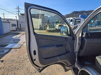 NISSAN Caravan Box Van CBF-VR2E26 2014 105,000km_26