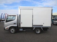 TOYOTA Toyoace Reefer Van 2RG-XZC605 2022 52,069km_8
