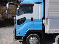 ISUZU Giga Aluminum Wing QPG-CYJ77B 2017 810,000km_10