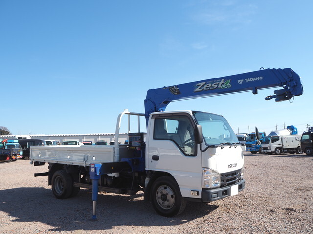 ISUZU Elf Truck (With 4 Steps Of Cranes) TPG-NKR85AR 2015 83,971km