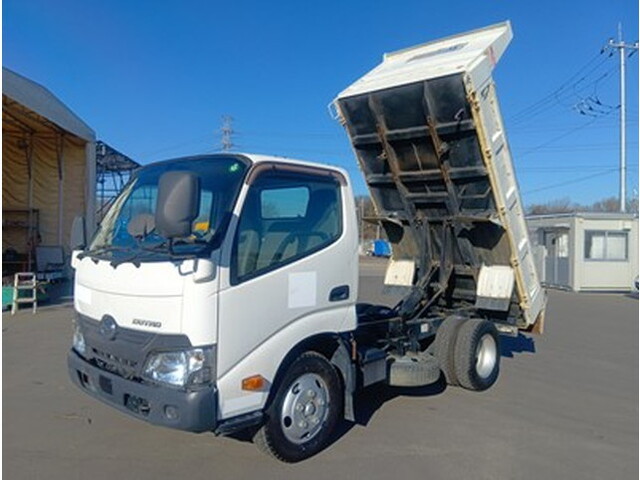 HINO Dutro Dump TPG-XZU620T 2017 43,422km