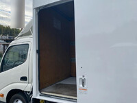 TOYOTA Dyna Panel Van TPG-XZC605 2018 119,000km_11