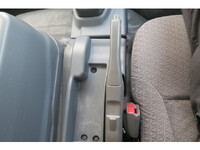 ISUZU Elf Aluminum Van 2RG-NPR88N 2019 241,592km_38