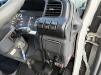 ISUZU Elf Aluminum Van PB-NKR81AN 2005 178,000km_32