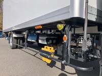 ISUZU Forward Refrigerator & Freezer Truck TKG-FRR90S2 2017 519,000km_19