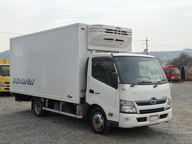 HINO Dutro Refrigerator & Freezer Truck TQG-XKU710M 2014 414,627km_1